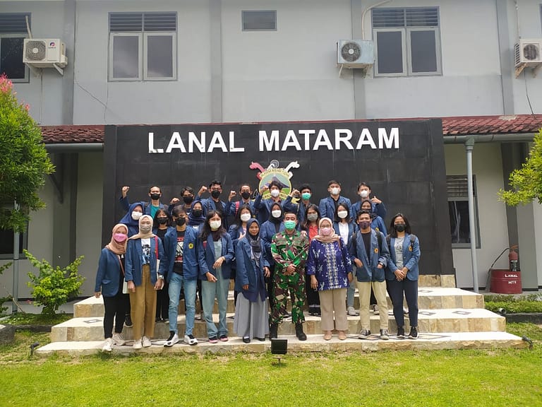 HI VISIT : Kunjungan Studi ke Mako Lanal TNI AL Ampenan